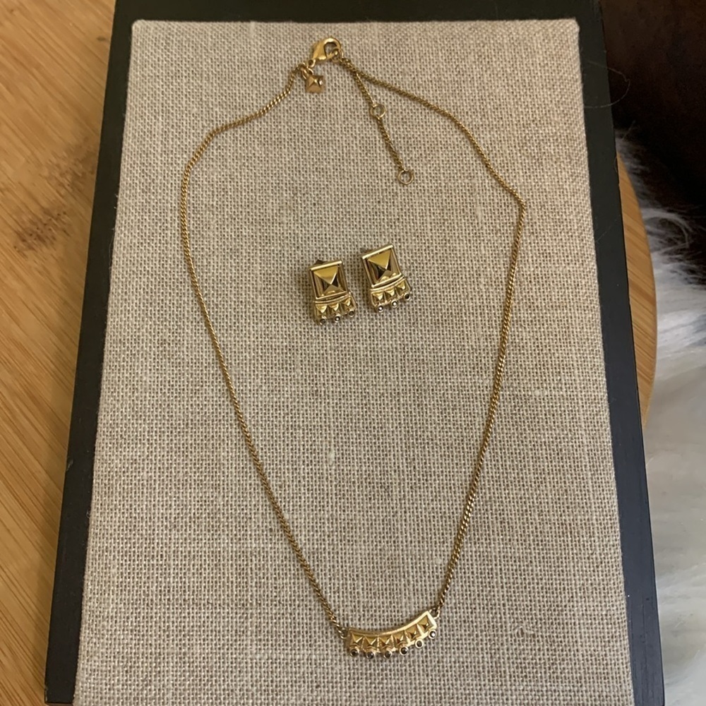 Rebecca Minkoff 3 Piece “Curb” Gold Tone Pyramid Set Earrings & Pendant Necklace